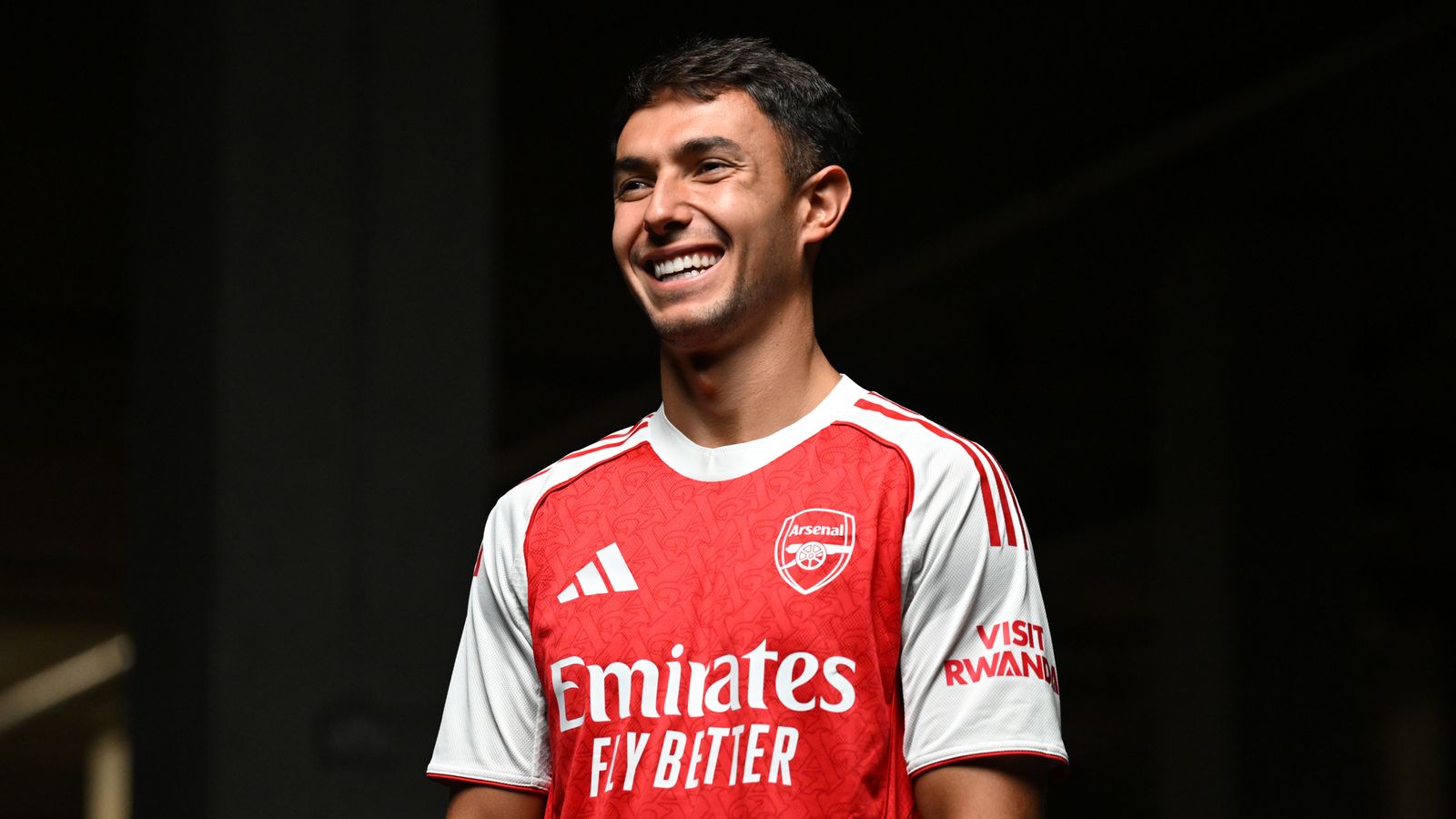 Arsenal 2025/26: Với Viktor Gyokeres, Pháo thủ Sẵn sàng Chinh phục Ngoại hạng Anh?